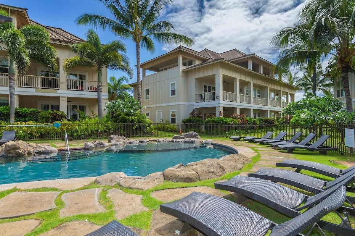 F211 Second Floor 3-Bedroom Poolside Lanai Koloa
