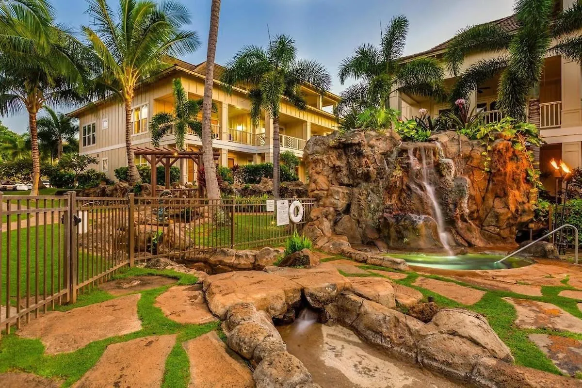 Villa F211 Second Floor 3-Bedroom Poolside Lanai Koloa